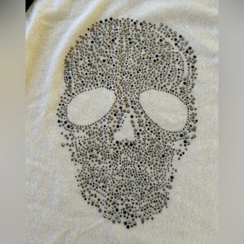 Aqua 100% Cashmere Embellished Skull Cashmere Baseball Style Sweater Large NWT